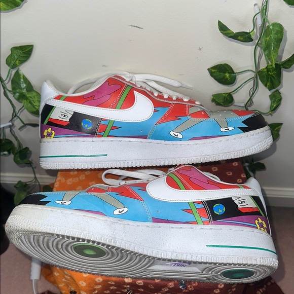 Nike Men’s Ruohan Wang x Nike Air Force 1 Low - Picture 9 of 10